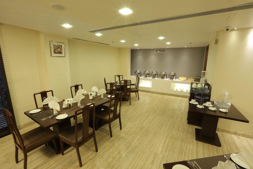 Five Elements Hotels Delhi- North Avenue Nowe Delhi Zewnętrze zdjęcie