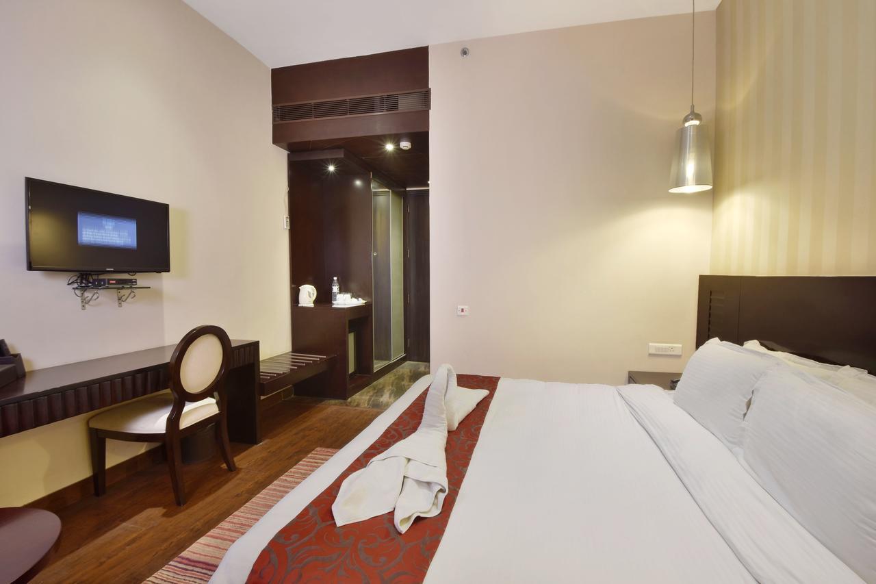 Five Elements Hotels Delhi- North Avenue Nowe Delhi Zewnętrze zdjęcie